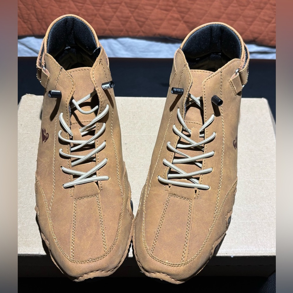 Sold sold !! DBECK MEN’S EXPLORER SHOES EURO SIZE 44